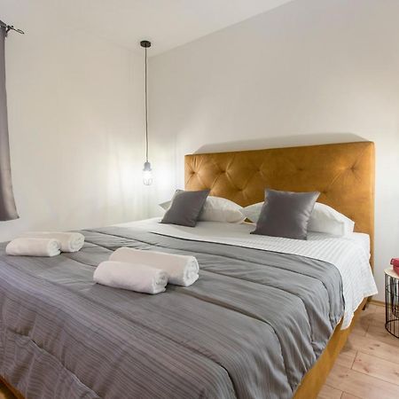 Villa San Dograde Eksteriør bilde